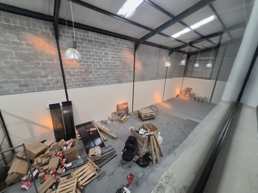 To Let Commercial Property for Rent in Maitland Western Cape